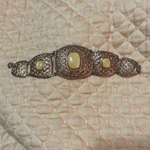 Vintage Style Bracelet with Carmel Colored Stones